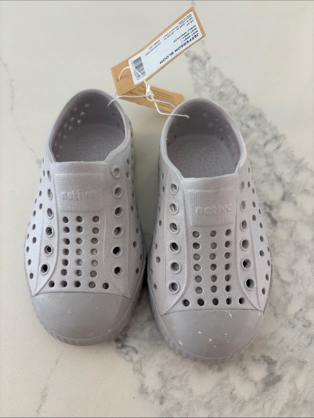 NWT Native Jefferson Bloom Shoes Mist Grey / Shell Speckles US C7